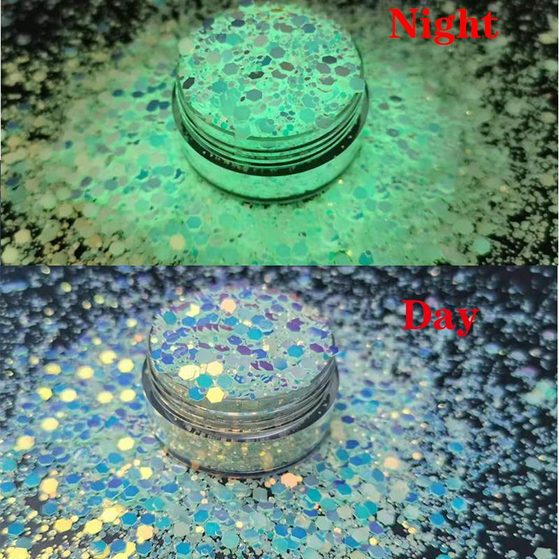 

10g/Bag 0.2/1/2mm Mix Glow in the Dark Iridescent Chunky Glitter For Nail Art 3 Size Glow InThe Dark Nail Art Glitter 2Colors
