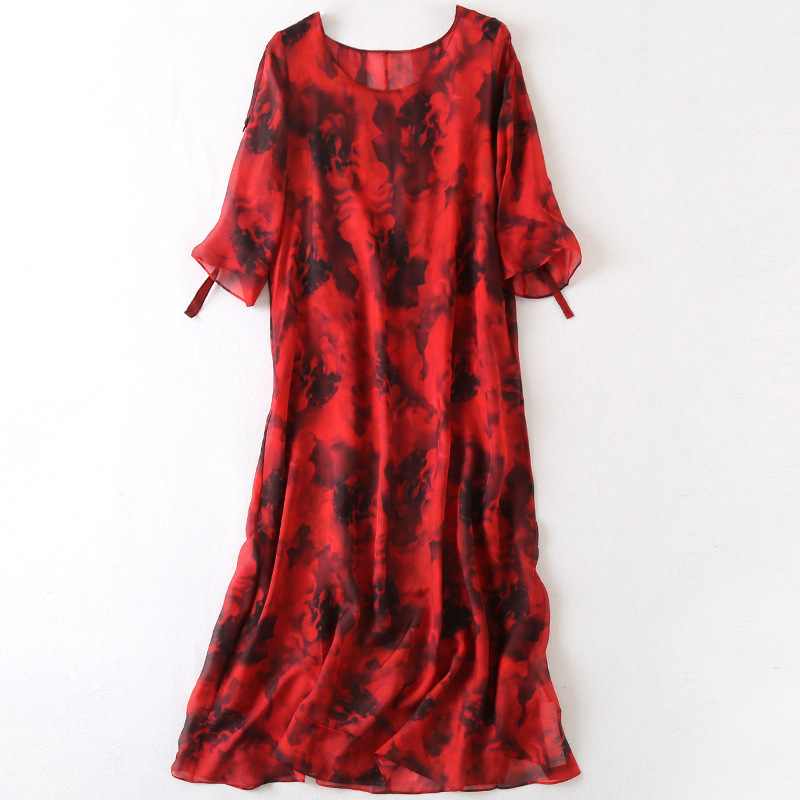 

2020 Products New Spring and Summer Printing Long Female Temperament Dressed in Silk 2ped, Red