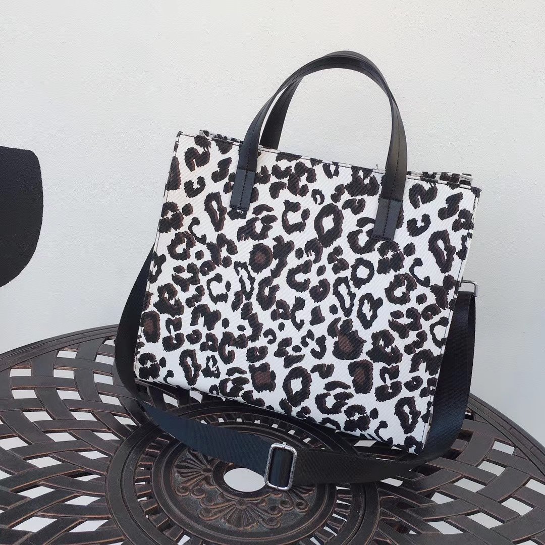 

SSW007 Wholesale Backpack Fashion Men Women Backpack Travel Bags Stylish Bookbag Shoulder BagsBack pack 467 HBP 40005, Black