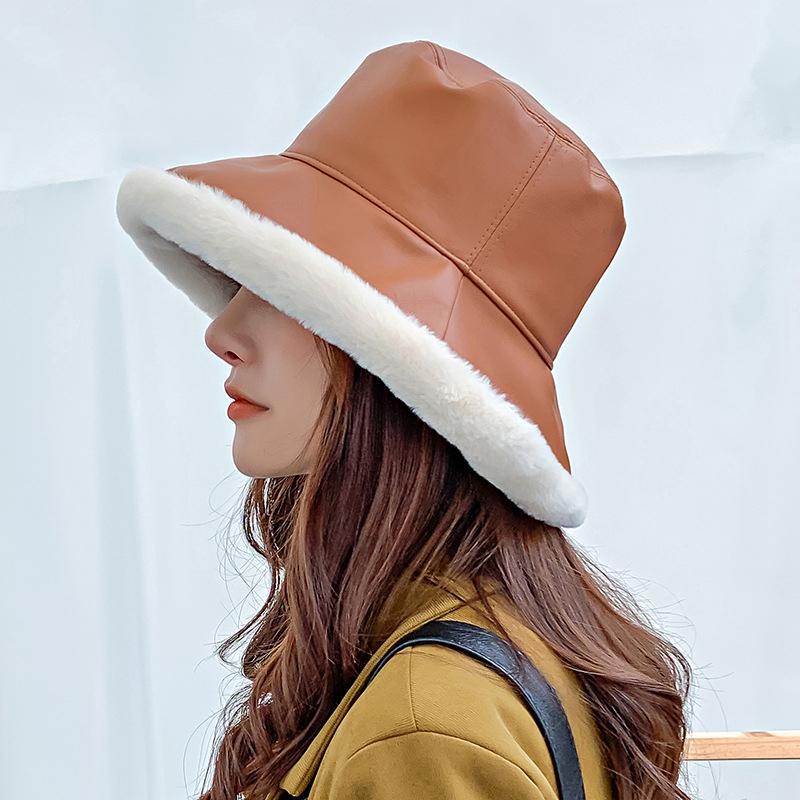 

Autumn Winter Black PU Leather Fisherman Hat for Men and Women Fashion Japanese Lamb Wool Warm Hat Basin Tide Bucket