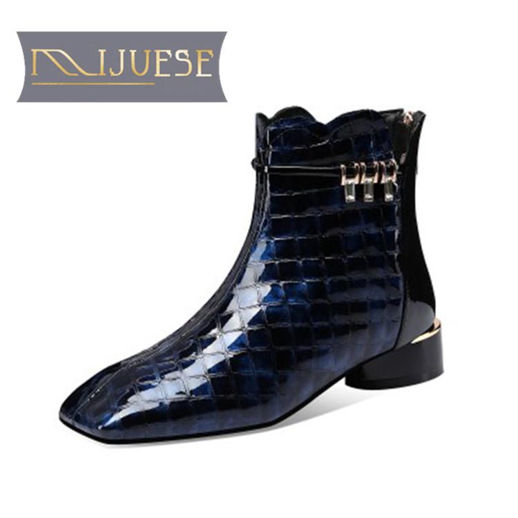 

MLJUESE 2021 women Ankle boots Cow leather Winter short plush Square Toe Metal Decoration Med heels female boots size 40, Blue