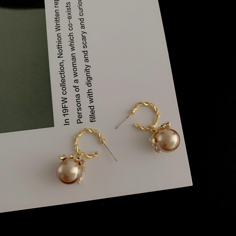 

Orgin Summer Temperament Circle Gold Pearl Hook Earrings for Women Vintage C Shape Dangle Earrings Party Jewelry Wholesale