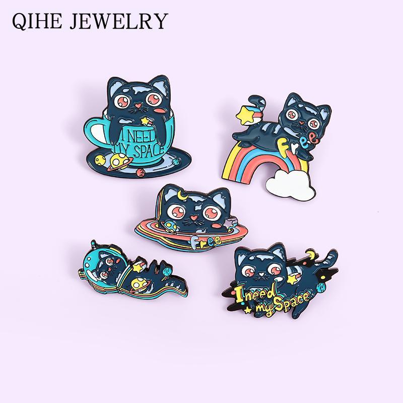 

Space Cat Enamel Pins Anime Cat Planet Astronaut Badges Rainbow Animal Brooches Lapel Pin Jewelry Gift for Friends Wholesale1