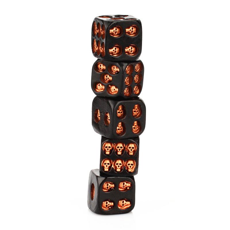 

5Pcs Gold Silver Skull Dice Grinning Skull Deluxe Devil Poker Dice Play Game Tower with Death Table Pub Bar Party Game Tool
