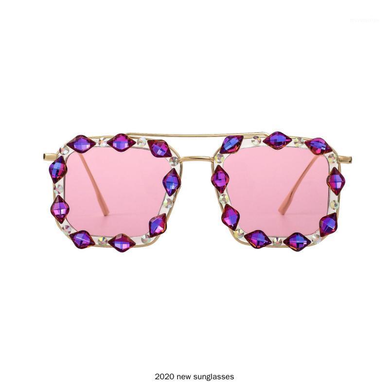 

New Diamond Flat Top Women Sunglasses One Piece Designer Gradient Square Sun Glasses Female Big Frame Vintage Eyewear UV400 NX1