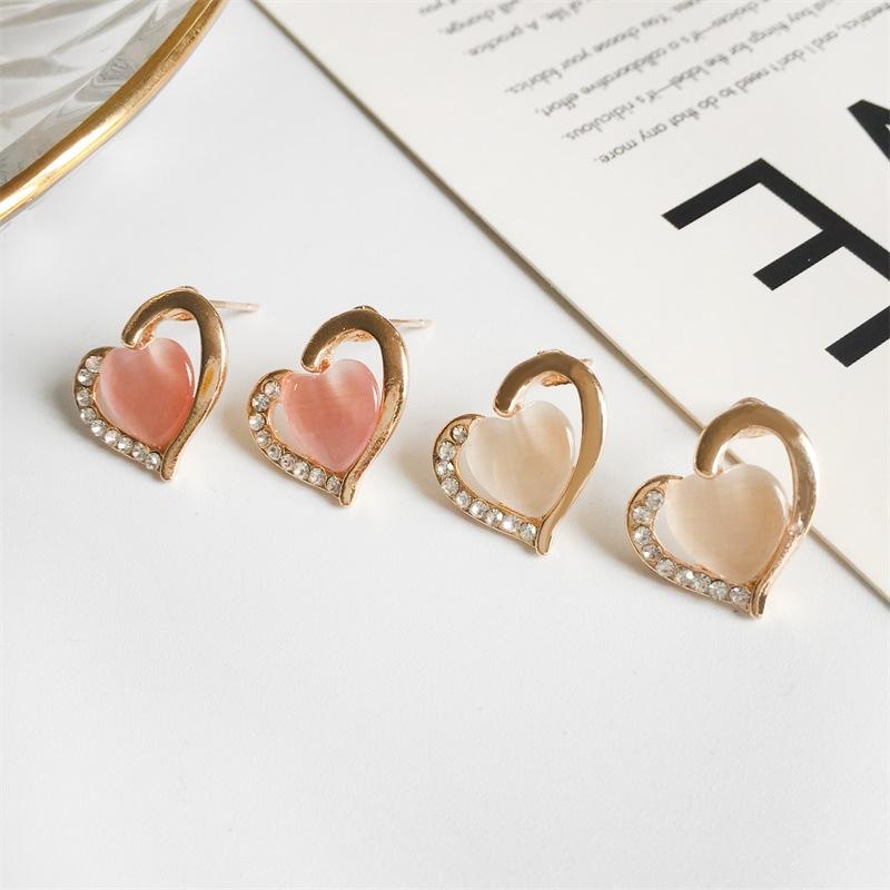 

Stud Earrings Trendy 2021 Ear Ring Heart Pearl Women Earring Studs Fashion Jewelry