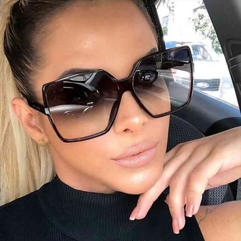 

Fashion Women Oversized Sunglasses Brand Designer Big Frame Sun Glasses For Female Trendy Shade With Gradient Lense Uv400, White;black