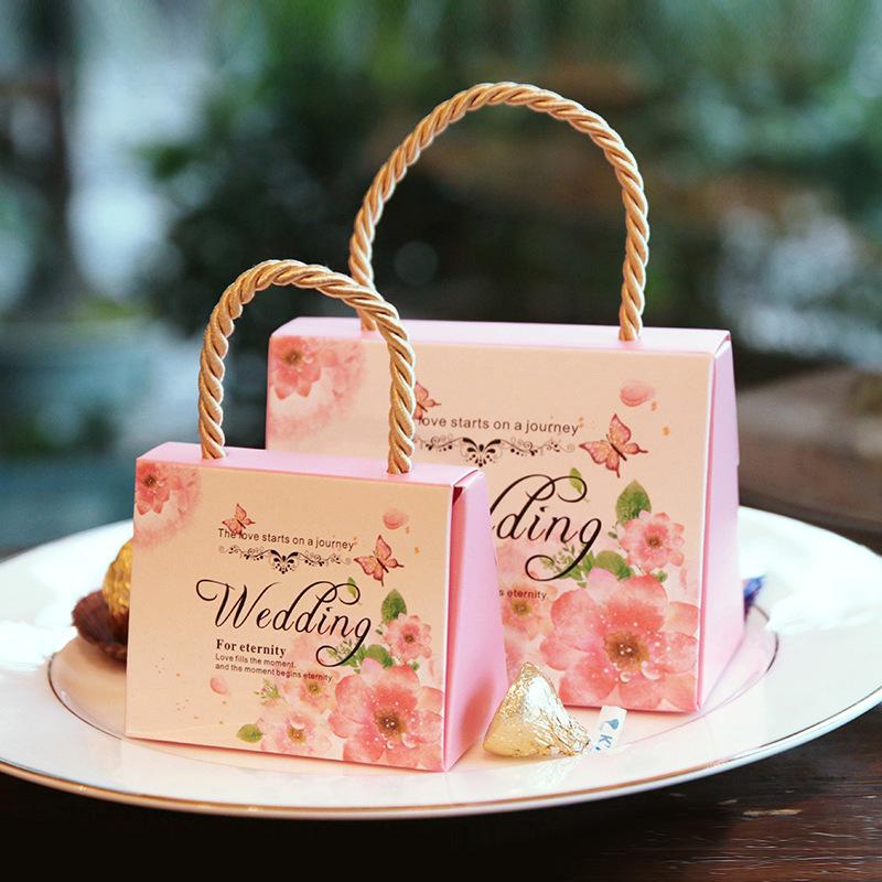 

50Pcs Butterfly Flower Candy Kraft Paper Bag with Handle Wedding favor Portable Box Wedding Party Gift Favors
