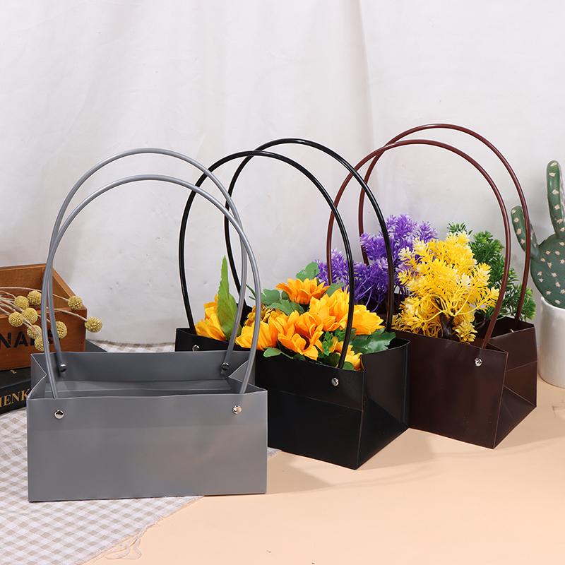 

Flowers Carry Bag Kraft Flower Box With Handle Waterproof Paper Bags Rectangular PVC Bouquet Florist Rose Party Decoration Boxes