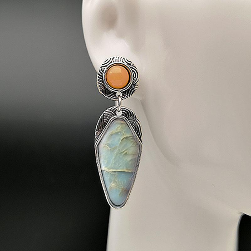 

Dangle & Chandelier Vintage Blue Resin Stone Earrings For Women Fashion Orange Beads Carved Antique Metal Pendant Pendientes Z4X787