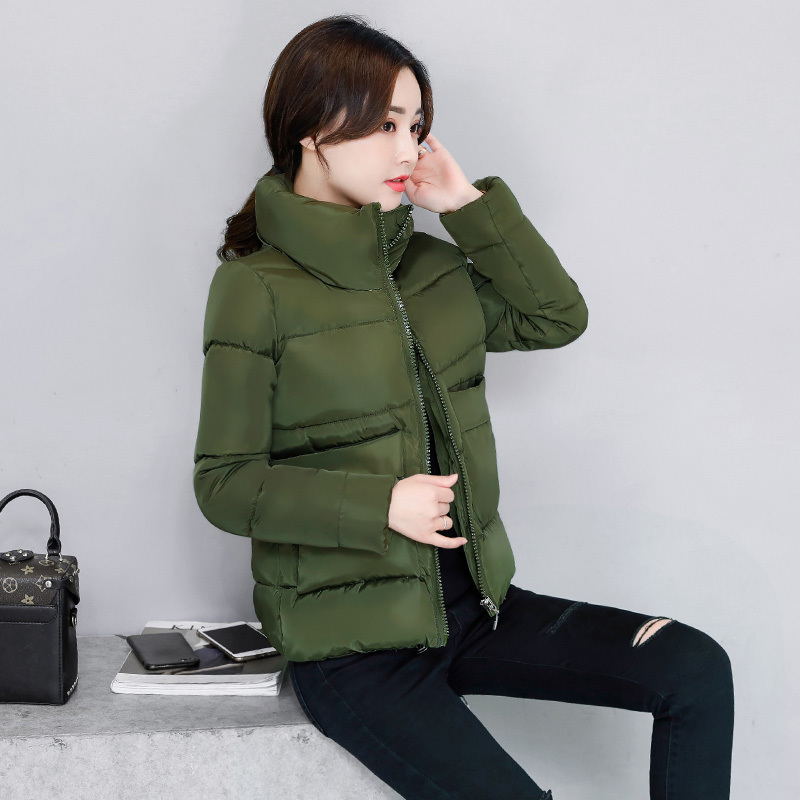 

2021 New new winter short padded down women's cotton jacket, Army green.