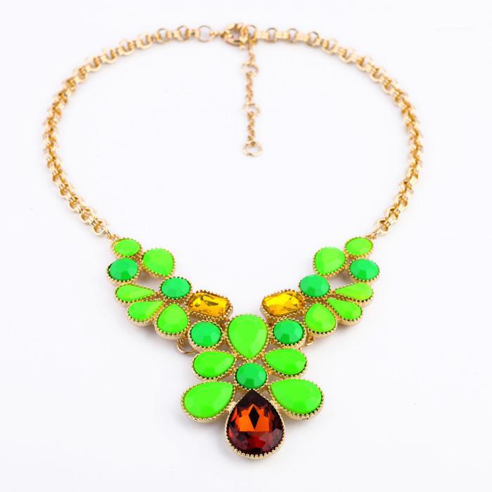 

Imitation Gemstone Cluster Green Necklace Online Shopping India Fashion Bright Color Maxi Necklace Jewelry Accessories1