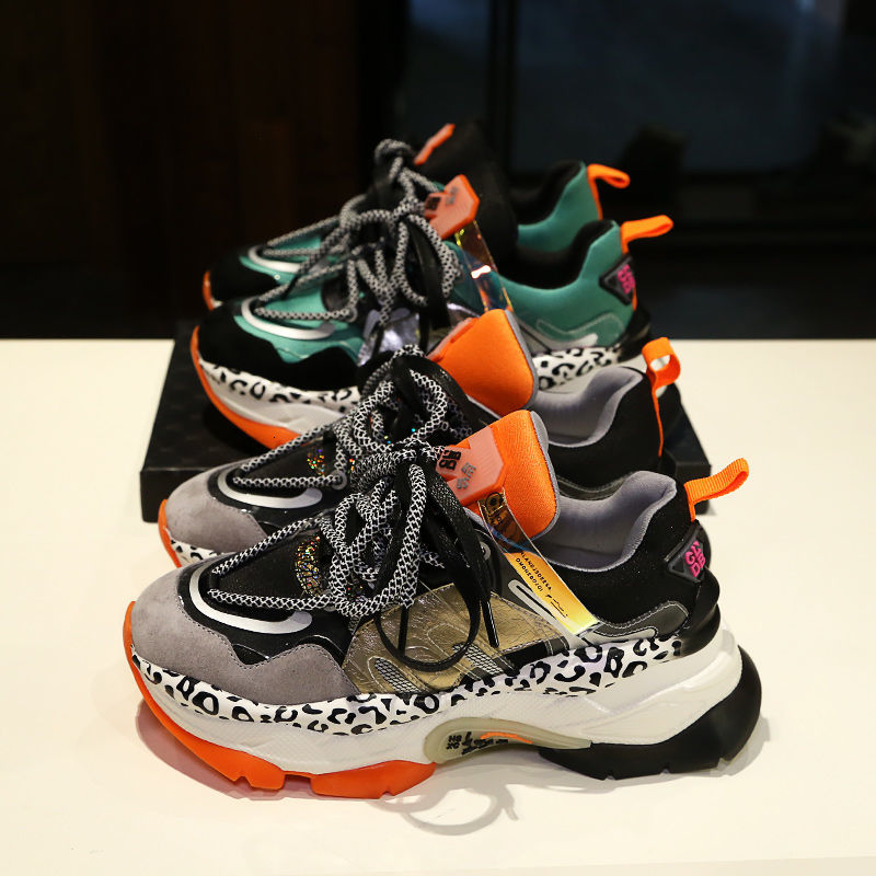 

2021 Women's Sports Shoes in Sponge Cake Net Surface Increased Bottom Thick UUBC, Green.