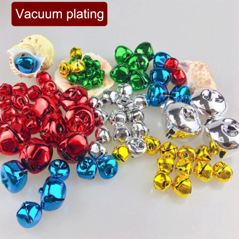 

200pcs Mini Xmas Tree Hanging Bell Jingle Bells Pendants Home Festival New Year Holiday DIY Jewelry Bells Party Supplies