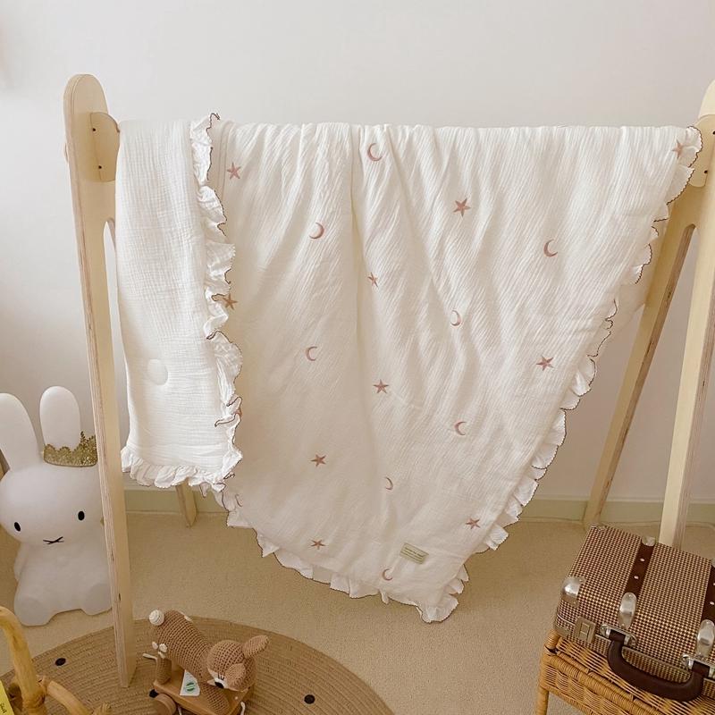 

Lace Edge Embroidery Child Quilt Star Moon Cherry Pattern Soft Comfort Blanket Quilt Cute Simple For Child And Adult 2 sizes, Cherry white