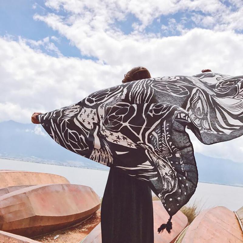 

2020 Fashion Bohemian Ethnic Tassel Viscose Shawl Scarf Women Geometric Print Soft Warm Hijabs And Wraps 180*100Cm