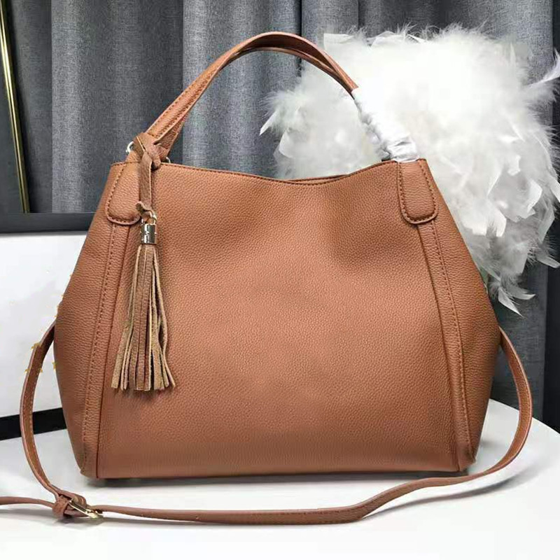 

Fashion Letter Handbag High Quality Messenger Bags Genuine Leather Womens Shoulder Bags Classic Large Capacity Versatile Shopping Bags Hot, With dust bag