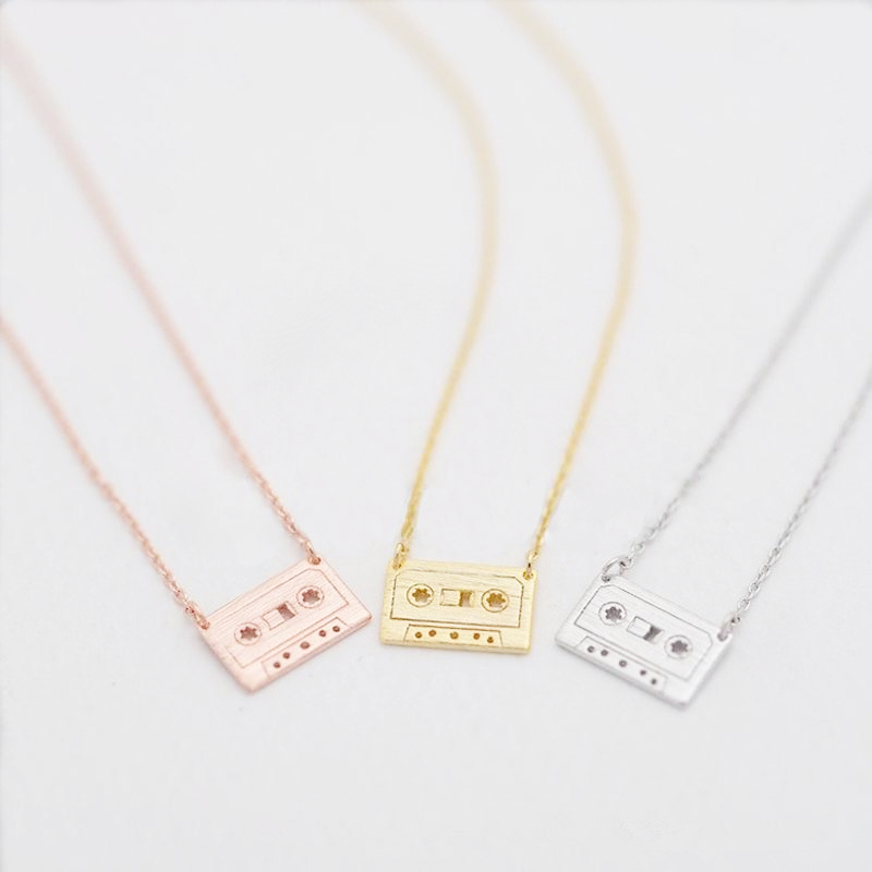 

Fashion tape pendant Beautiful Classic nostalgic model pendant necklaces