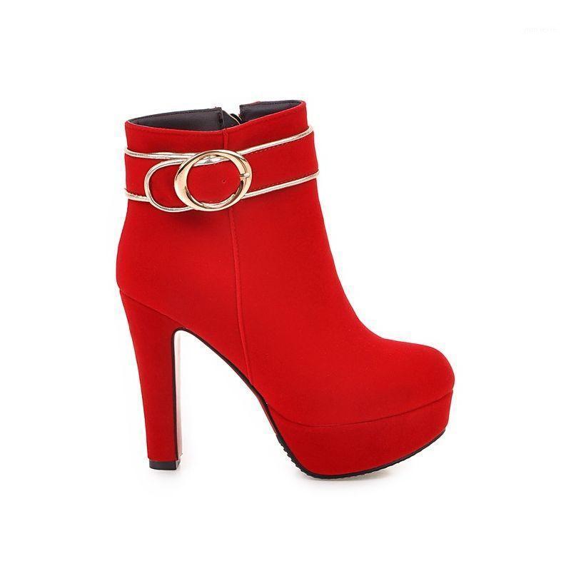 

Winter Bride Wedding Shoes Red Buckle Design Faux Suede Womens Ankle Boots Round Top Retro Ladies Footwear Christmas Botas Mujer1
