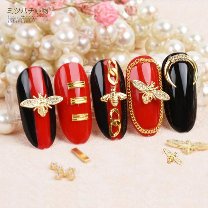 

5 Pcs Vintage 3D Bee Nail Art Decor Rhinestone Gold Cute Alloy DIY Nail Jewelry Rivets Charm Decorations Manicure Beauty Tool