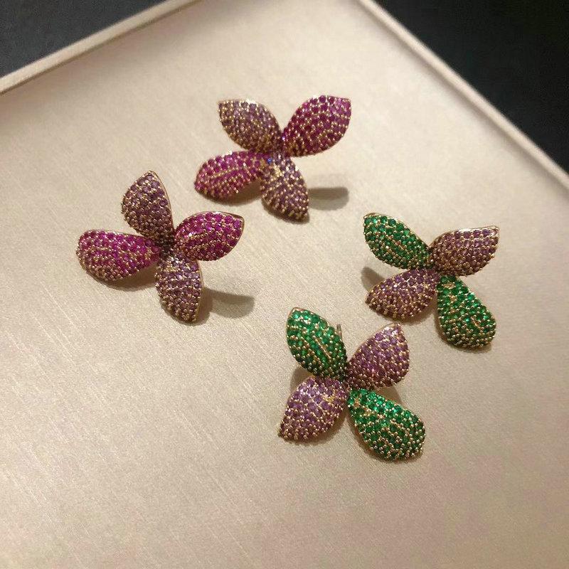 

Bilincolor Trendy CZ Green Leaf Stud Earring for Women