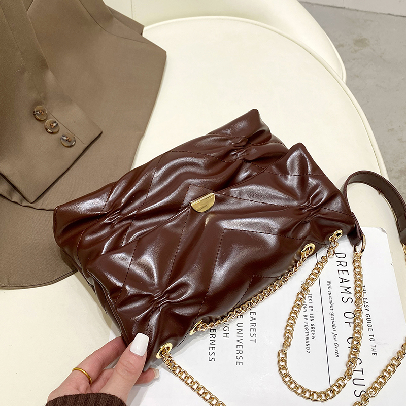 

Famous Luxury Women Brand Handbags 2021 Female Shoulder Crossbody Chain Cute Leather Fold design Stylish Petty Q1215