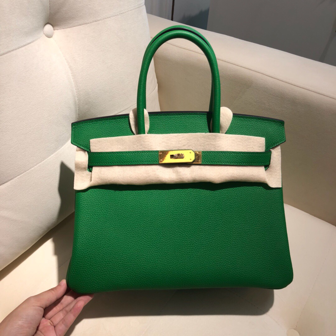 

wholesale,half handmade togo leather Bamboo greenBrand bag30cm,also have size 25 35cm,wax thread,have gold and silver hardware,fast delivery, Green