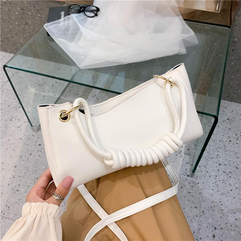 

One shoulder underarm handbag