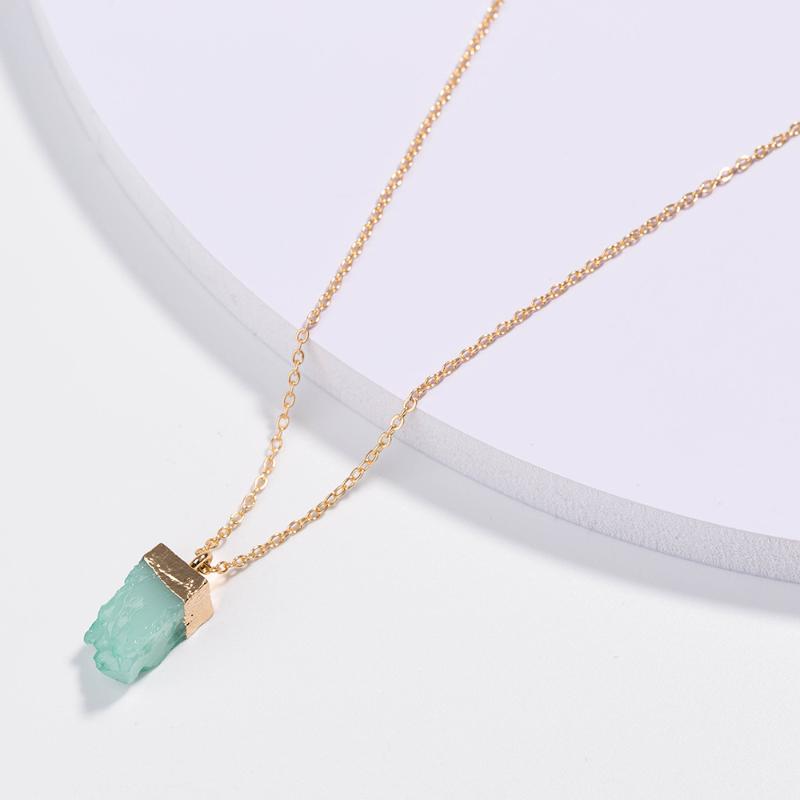 

Krasivaya Europe Style Wild Green Natural Stone Necklace For Women