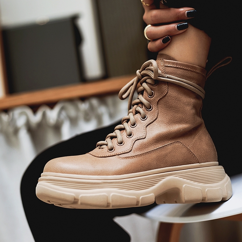 

2020 Women's Leather Autumn and Winter Velvet Shoes Ladies Classic Ankle Boots Cp2k, Apricot