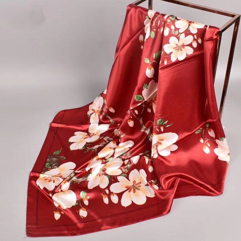 

2021 fashion spring new print satin 90*90 silk towel wholesale women ladies printed scarves