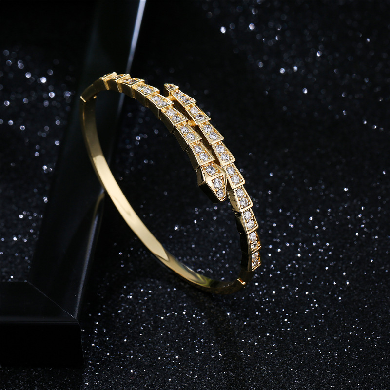 

Luxury Design 18K Gold CZ Micro Pave Snake Shape Copper Bangle Bracelet for Women