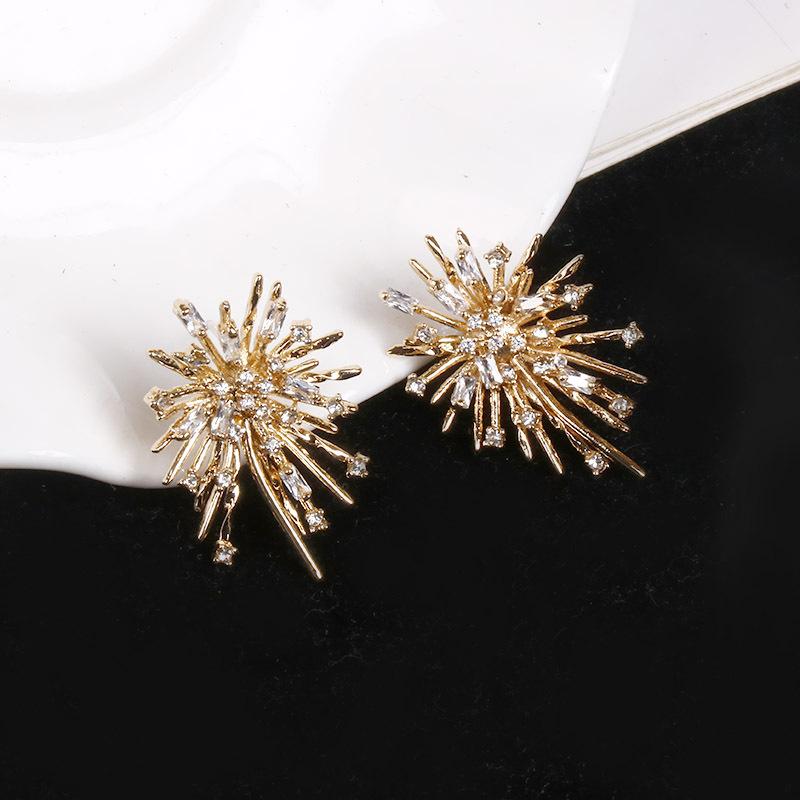 

Stud Japan Korea Exaggerated Fireworks Design Full Rhinestone Crystal Big Flower Ball Earrings For Women Elegant Oorbellen, Golden;silver