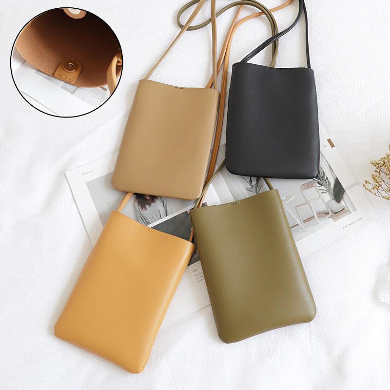 

Retro Vertical Open Mobile Phone Bag Wild Simple PU Small Shoulder Bag Casual Messenger, Black