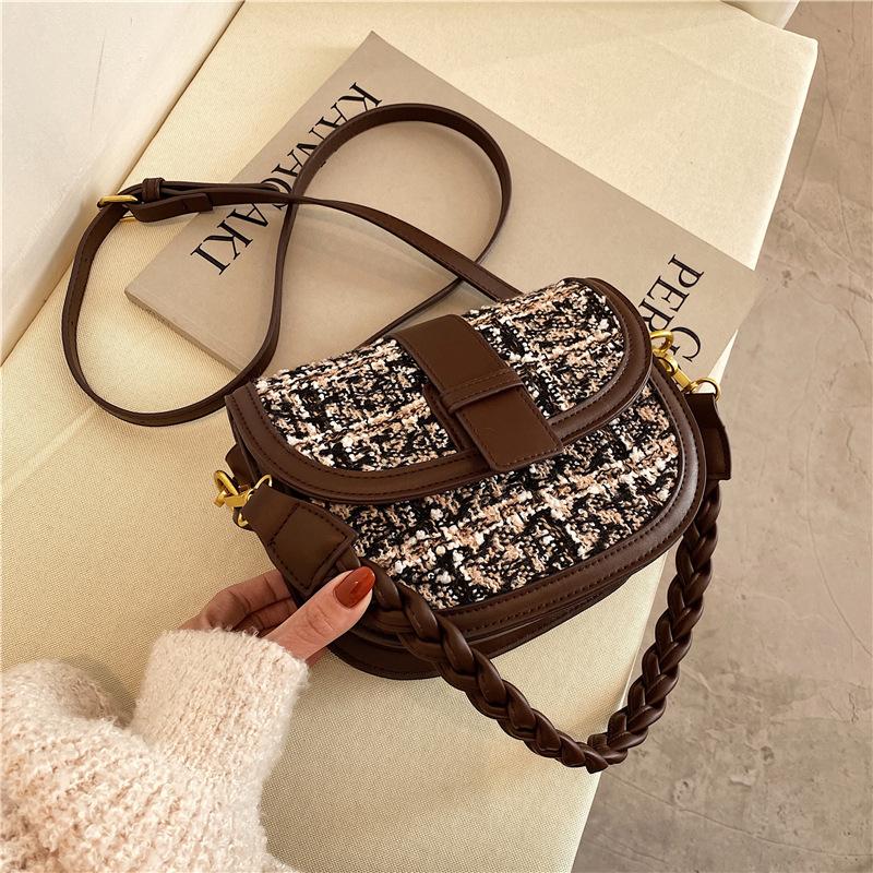 

Woolen With Braided Shoulder Strap 2021 New Messenger Bag Shoulder Autumn And Winter Fashion Women Bolsa Feminina, Black