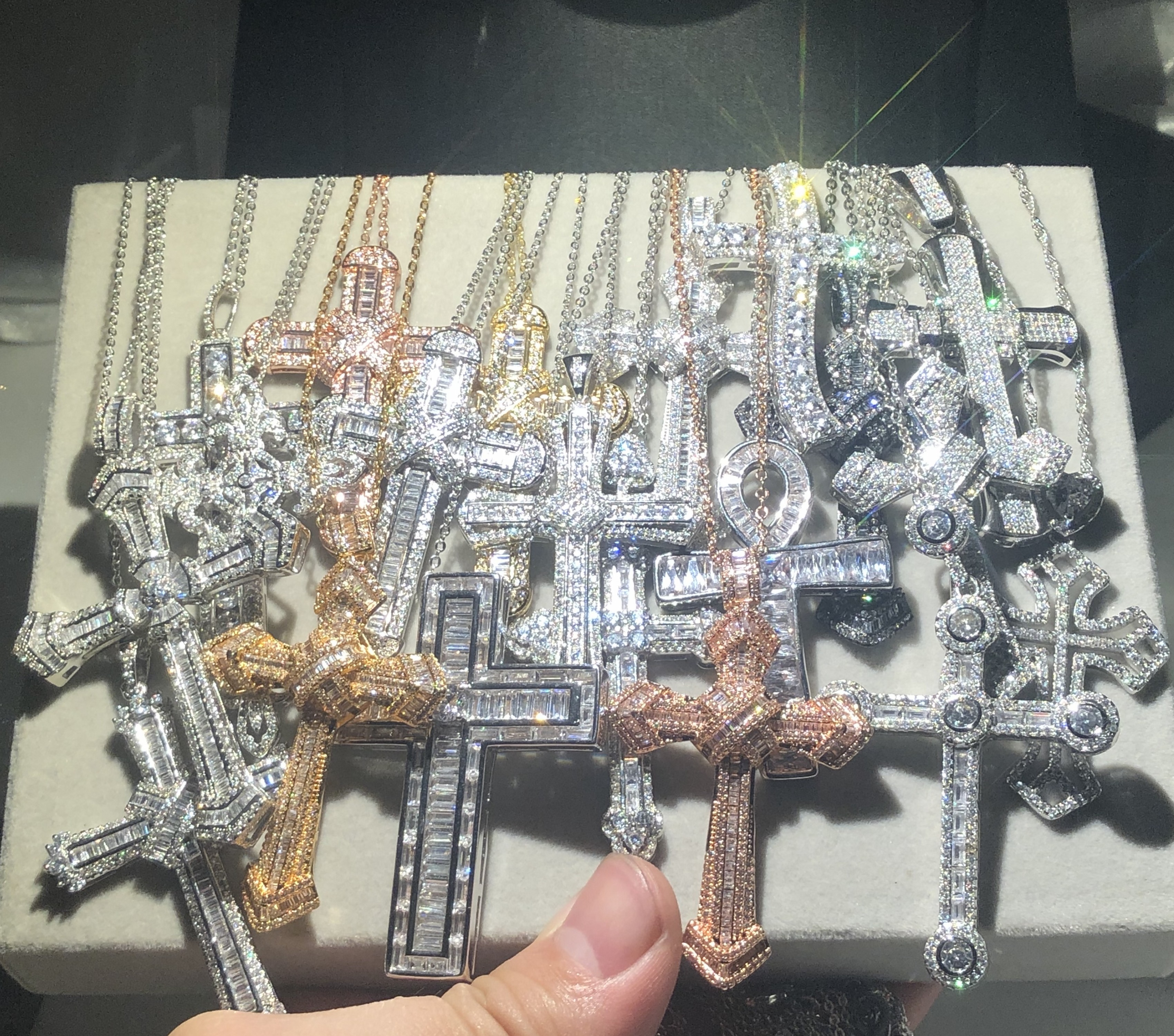 

Luxury Christianity 925 Silver Exquisite Bible Jesus Cross Pendant Necklace Women Crucifix Charm Pave Simulated Platinum Diamond Jewelry