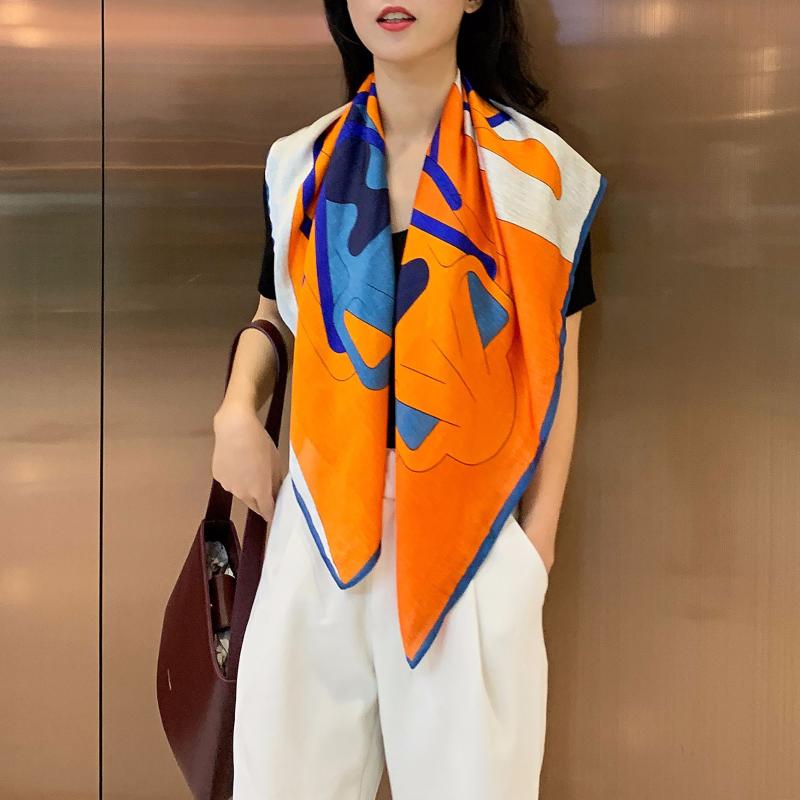 

90*90cm Silk Shawls and Scarves Fashion Geometric Printed Kerchief Women Neck Scarf Square Wraps Elegant Head Scarfs Female 2020