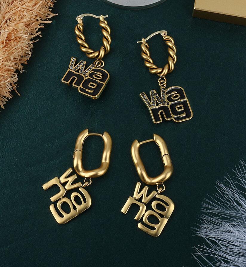 

2020 new hot sale European and American retro irregular letter earrings cold wind earrings fashion pendant earrings