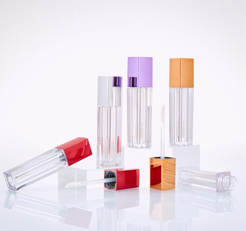 

300 pcs 4ml Square Lip Gloss Tube Applicator Empty Refillable Plastic Lipstick Lip Bottles Vial DIY Cosmestic Container