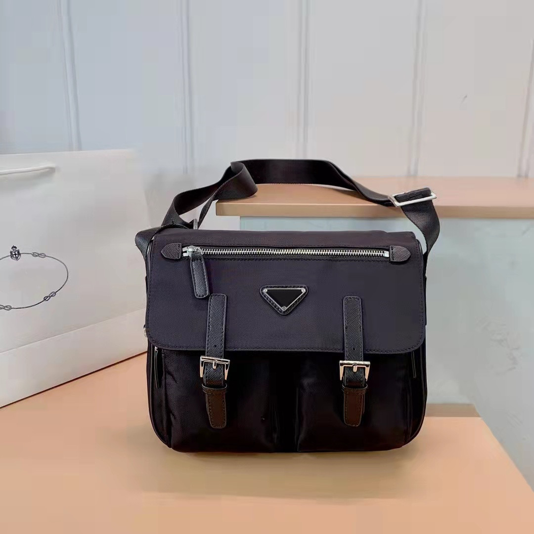 

designer mens briefcases crossbody bags fashion messenger shoulder bag large capacity purses classic cross body nylon black briefcase triangle top