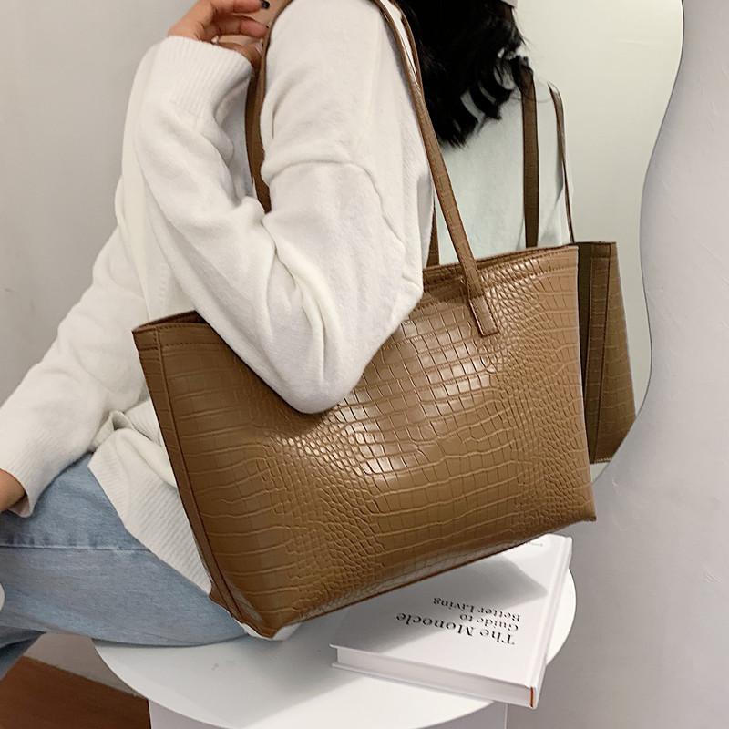 

Casual Alligator Large Capacity Tote Women Shoulder Bags Designer Handbags Luxury Pu Leather Messenger Bag Female Big Purse 2021, Beige