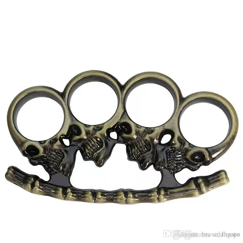 

Self defense metal iron four finger tiger metal ring fight legal ring glass fiber defense hand brace against Wolf