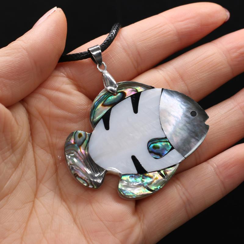 

Natural Shell Necklace With Fish-Shaped Pendant Leather Cord 2MM Charms For Elegant Women Love Romantic Gift