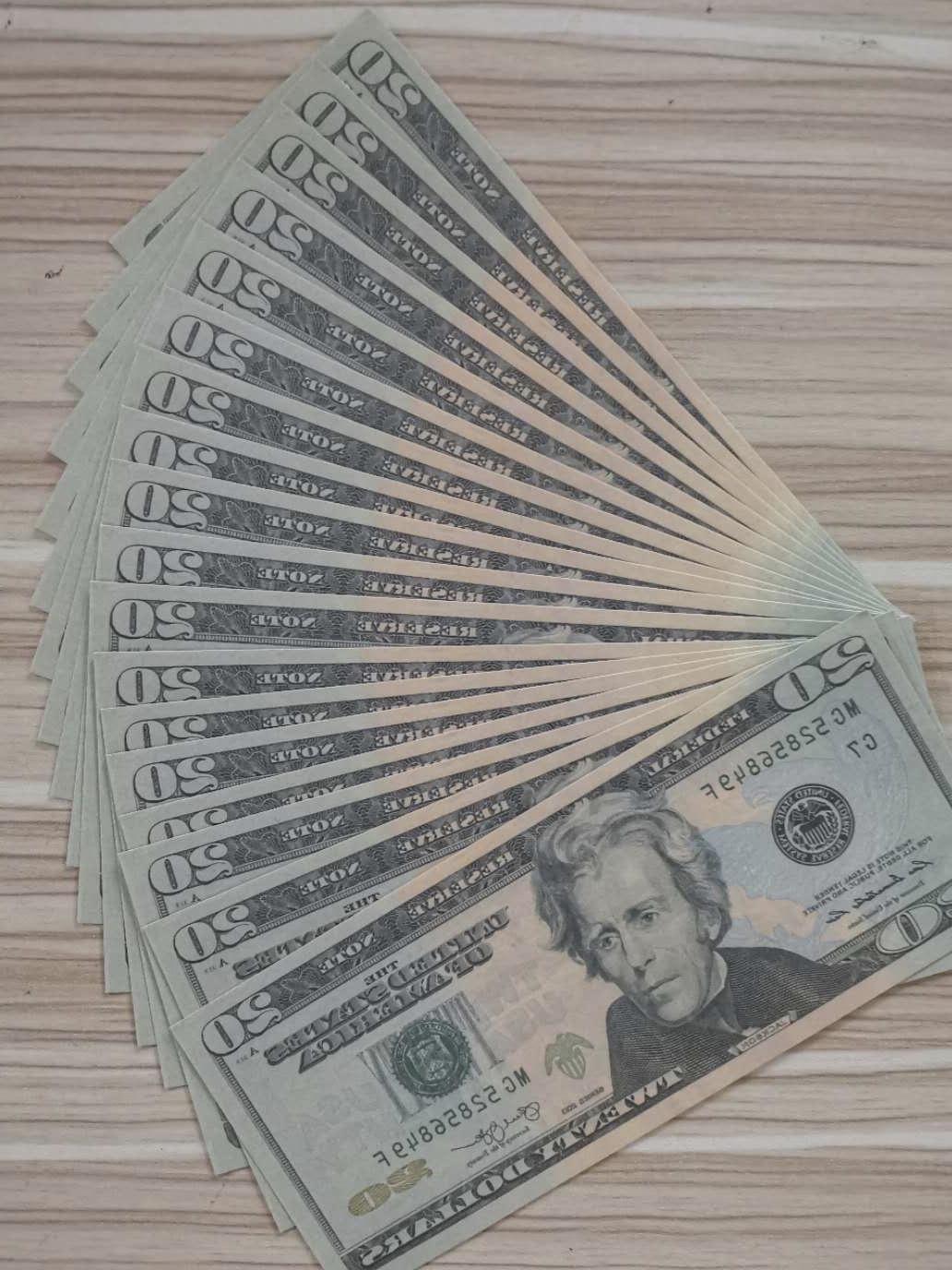 

Best Wholesale 001 Quality Prop Decoration Fake Video Dollor 20 Money Counting Money Money For Movie Kids Fake Home Film Sjhts