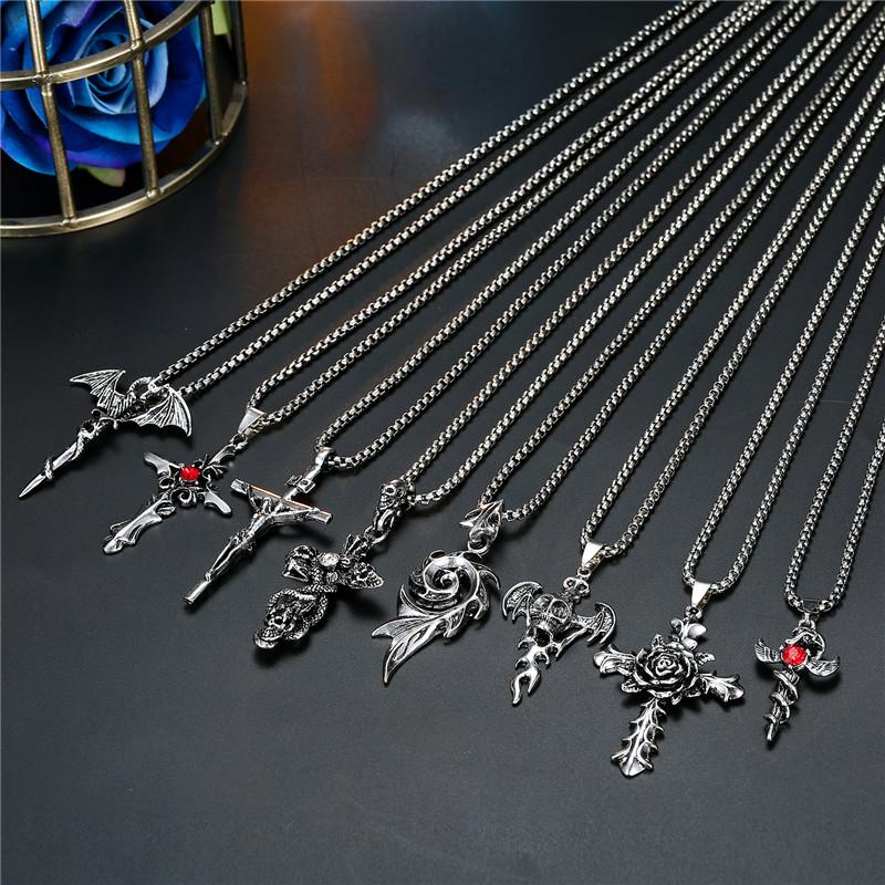 

Pendant Necklaces 1PC Punk Vintage Metal Rose Cross Skeleton Necklace Personality Gothic Red Zircon Sword Women Men Jewelry