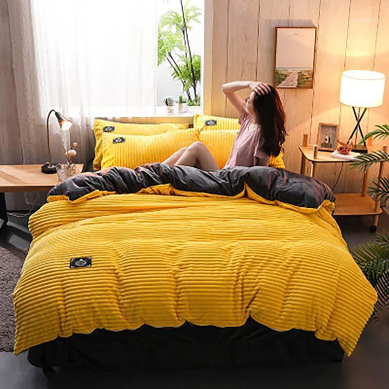 

4PCS Plain Color Thicken Flannel Warm Bedding Set Home Duvet Velvet Cover Pillowcases Bed Sheet Bed Linens1, 08