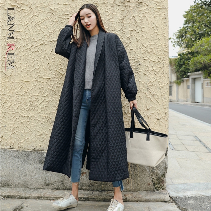 

LANMREM New Street Thin Style Black Oversize Lapel Back Vent Button 2021 Female's Long Cotton Coat Jaqueta Feminina WTH1201 210203, Thin 800g