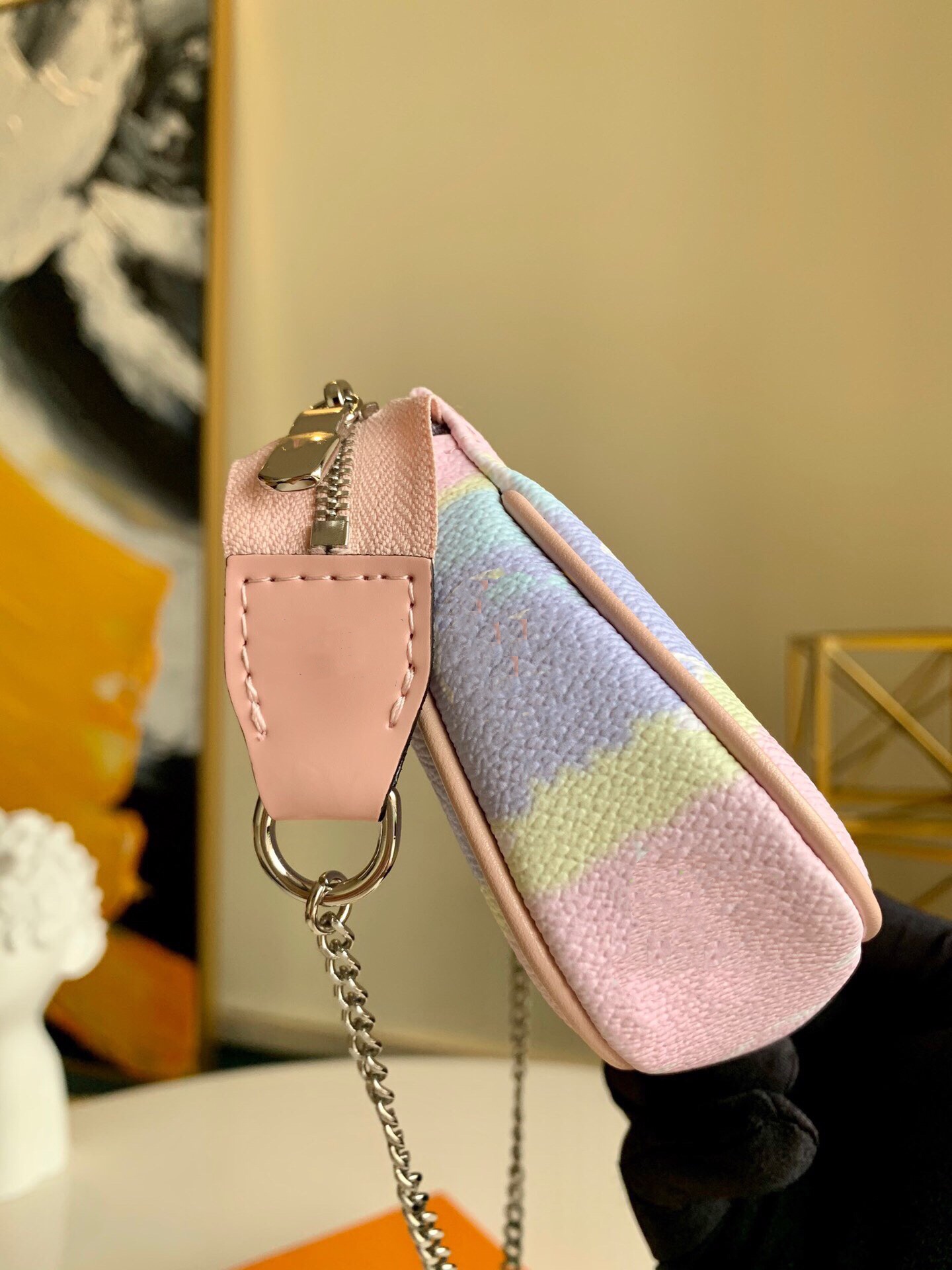 

new fashion ESCALE POCHETTE ACCESSOIRES luxurys designer Women Mini Designer Clutch Hobos Bag with Chain New Tie Dye Giant Series Small Bags, Pink