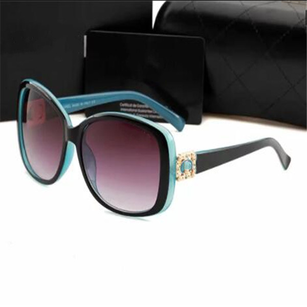 

2022 designer fashion women sunglasses luxury eyeglasses outdoor shades pc frame classic lady luxury sunglasses mirrors, White;black