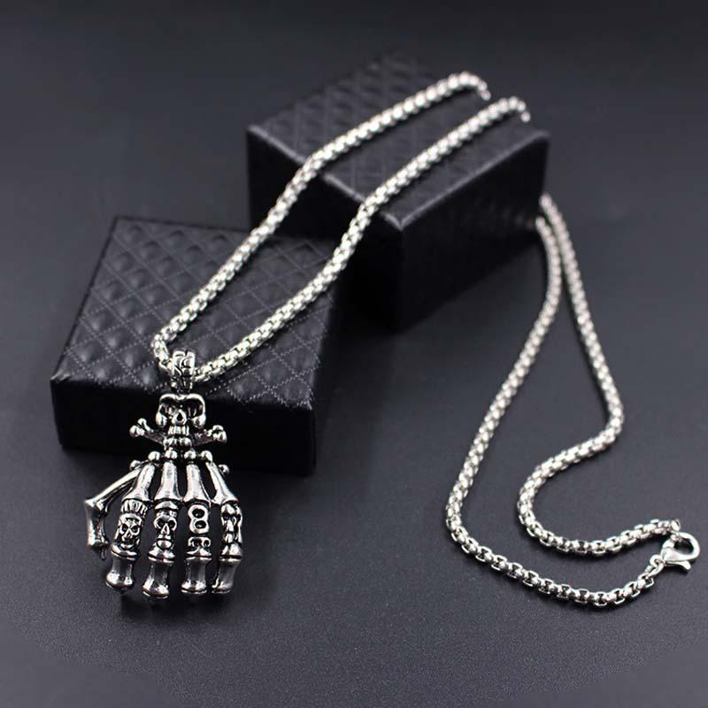 

Choker Fashion 2021 Mens Vintage Punk Gothic Skull Hand Pendant Long Chain Necklaces